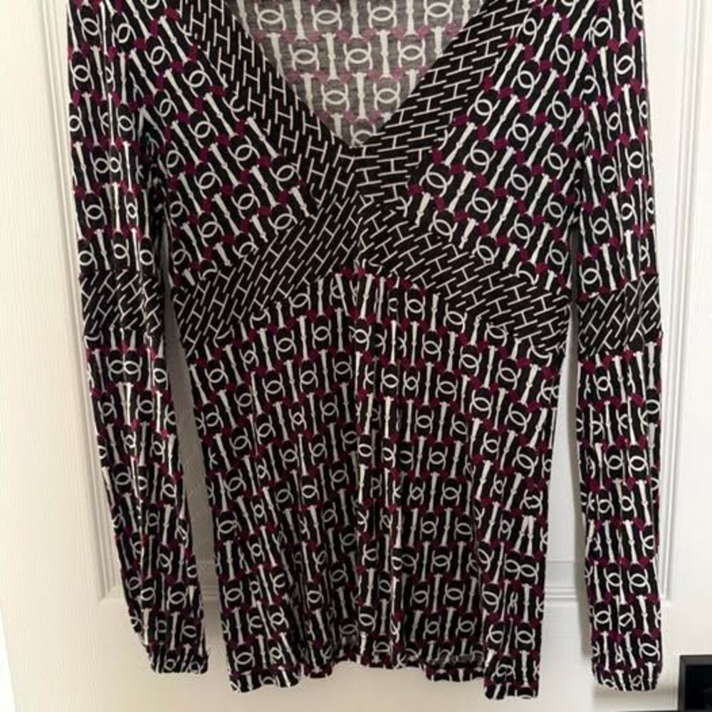 Herion Italian Made Top -Size 44 (US 6-8/Medium)